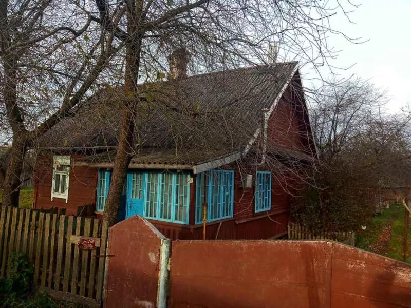 Продам  деревянный дом в д. Чемеры с замечательным месторасположением
